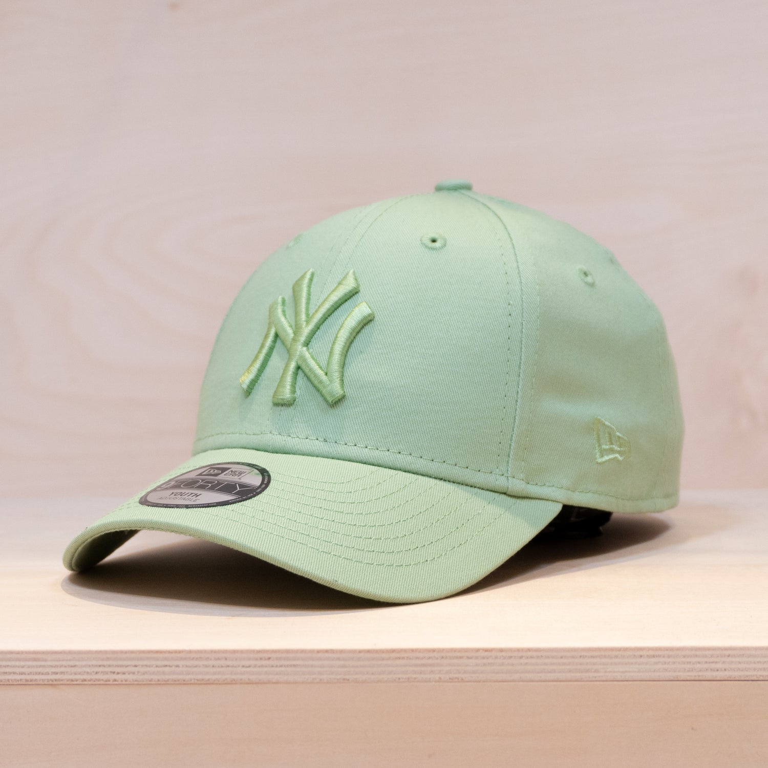 New Era 9FORTY Youth League Essential Bright Green NY Cap