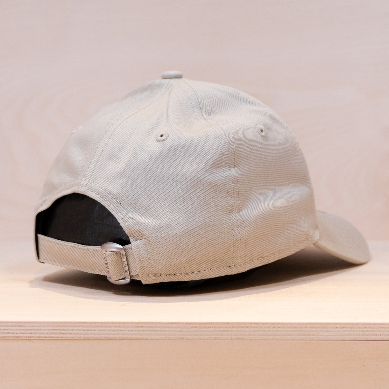 New Era 9FORTY Youth League Essential Light Beige NY Cap