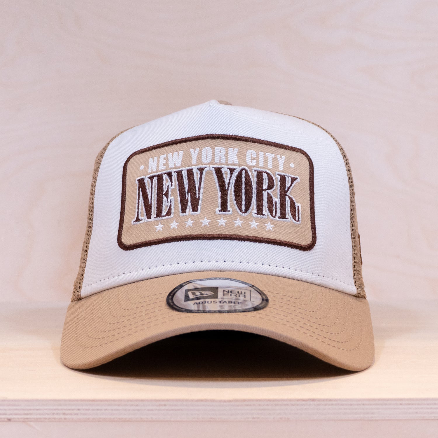 New Era Location Patch New York Trucker Cap Khaki/White