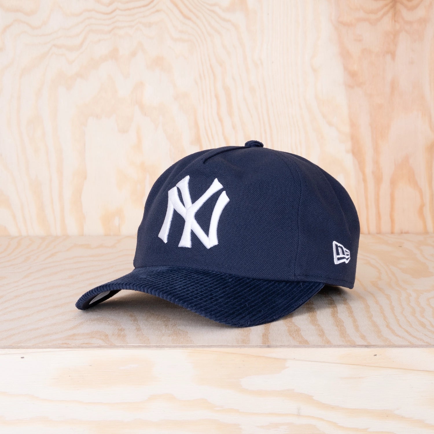 New Era 19Twenty New York Yankees MLB Cooperstown Cord Navy