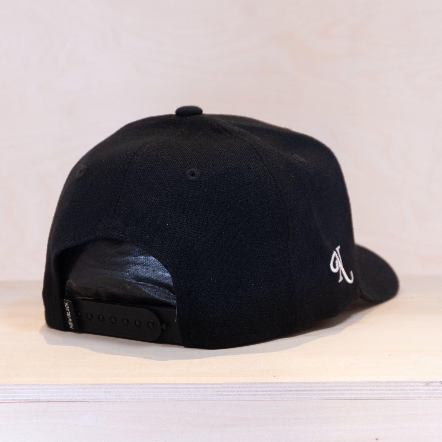 New Black Circle A-frame Cap Black