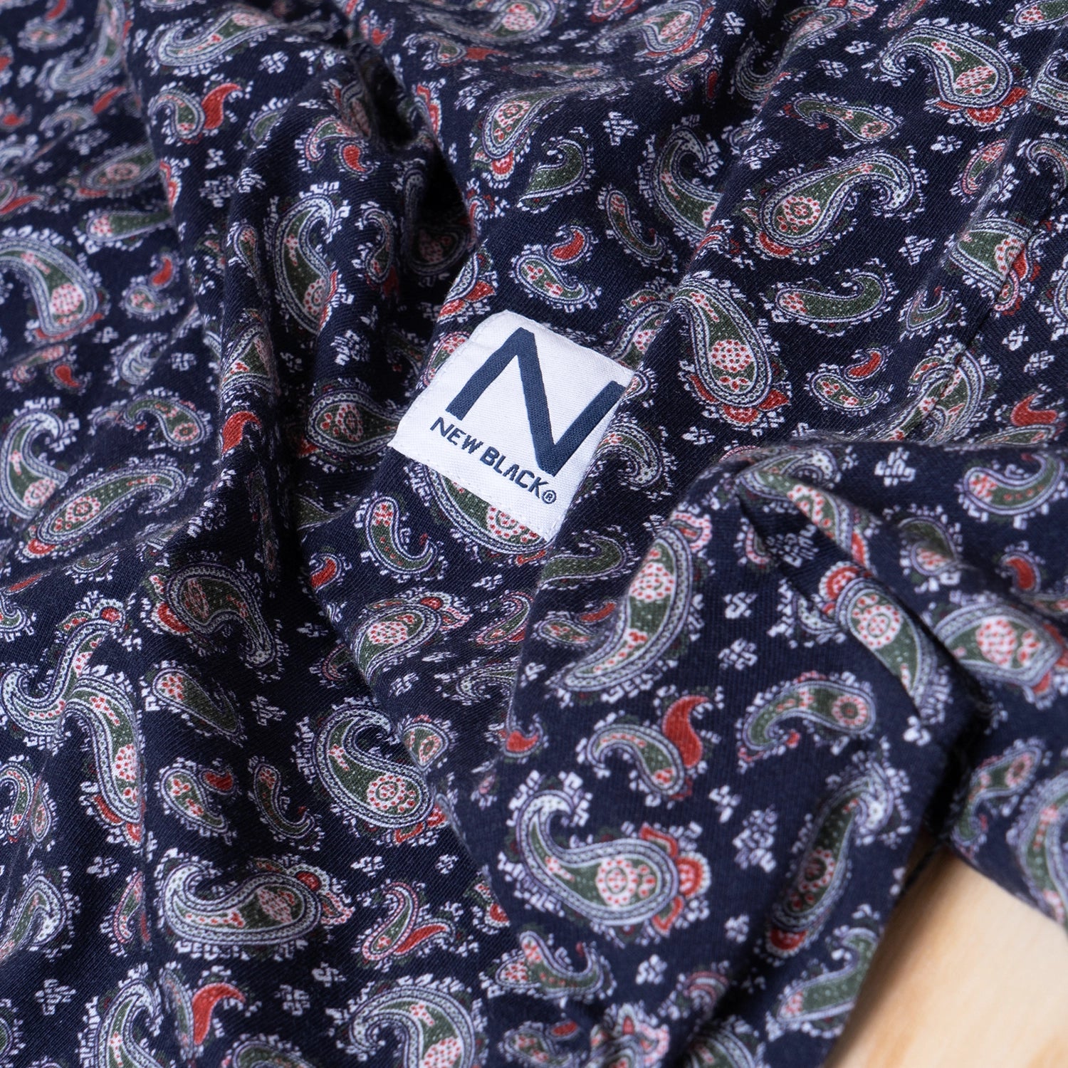 New Black Paisley T-shirt Navy