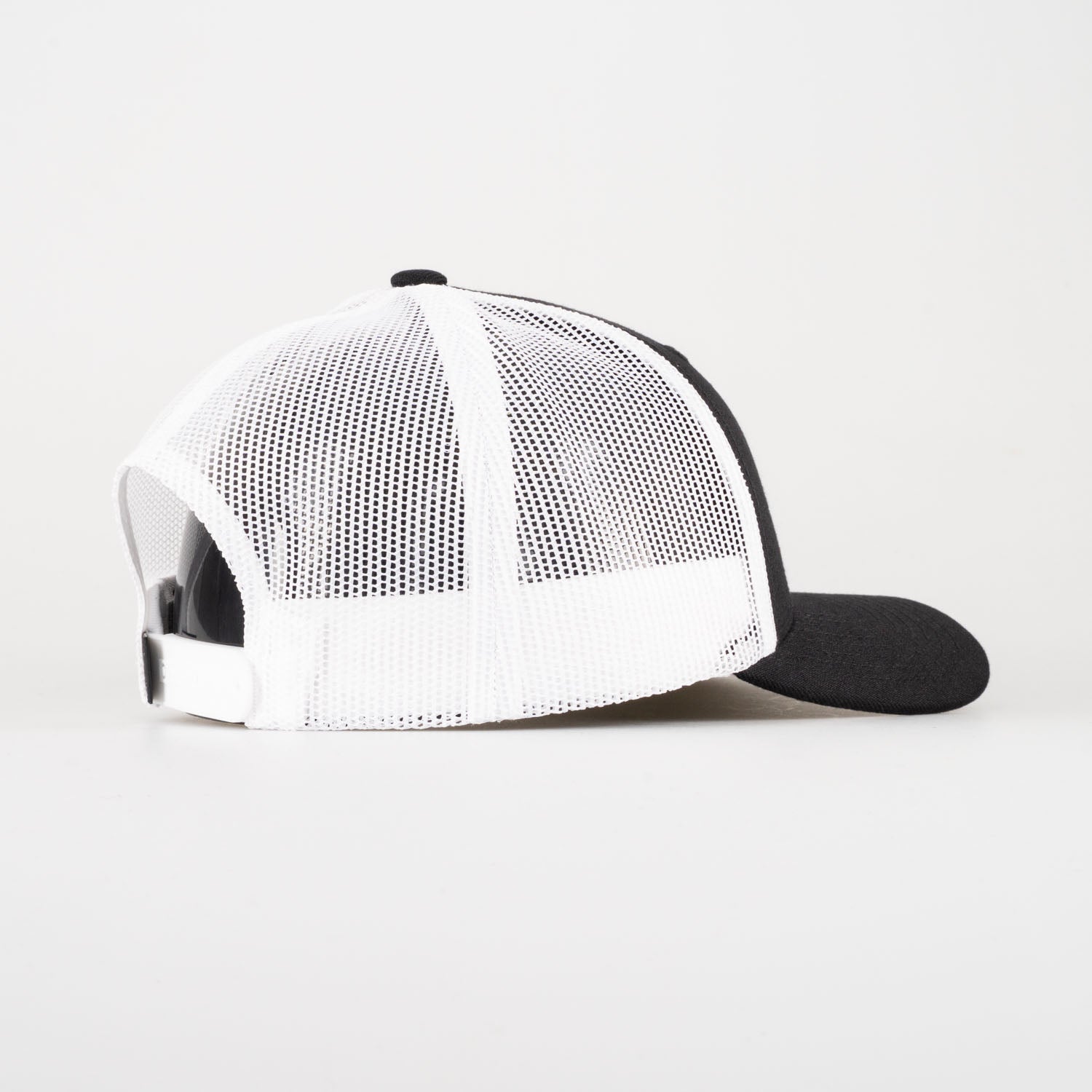 P&P Recycled Blank Low Trucker Cap Black / White