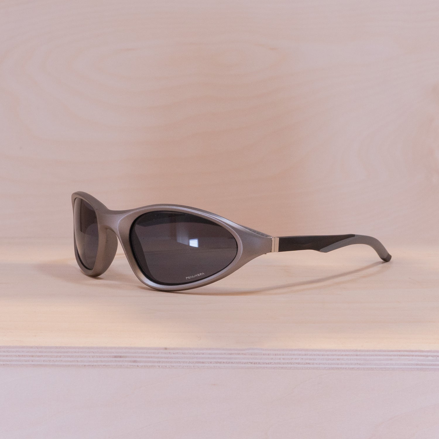 Penumbra Leo Shade Grey