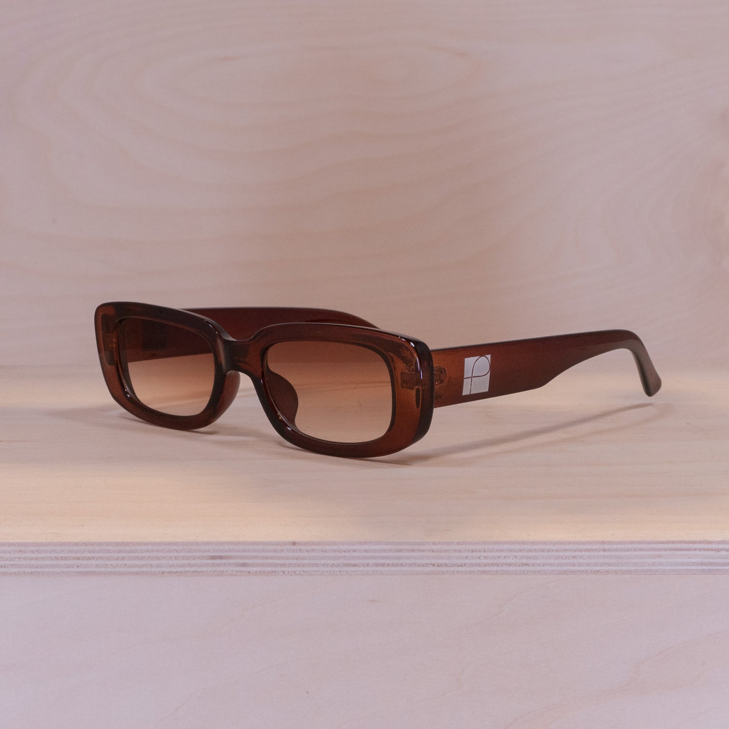 Penumbra Jacce Shade Tea