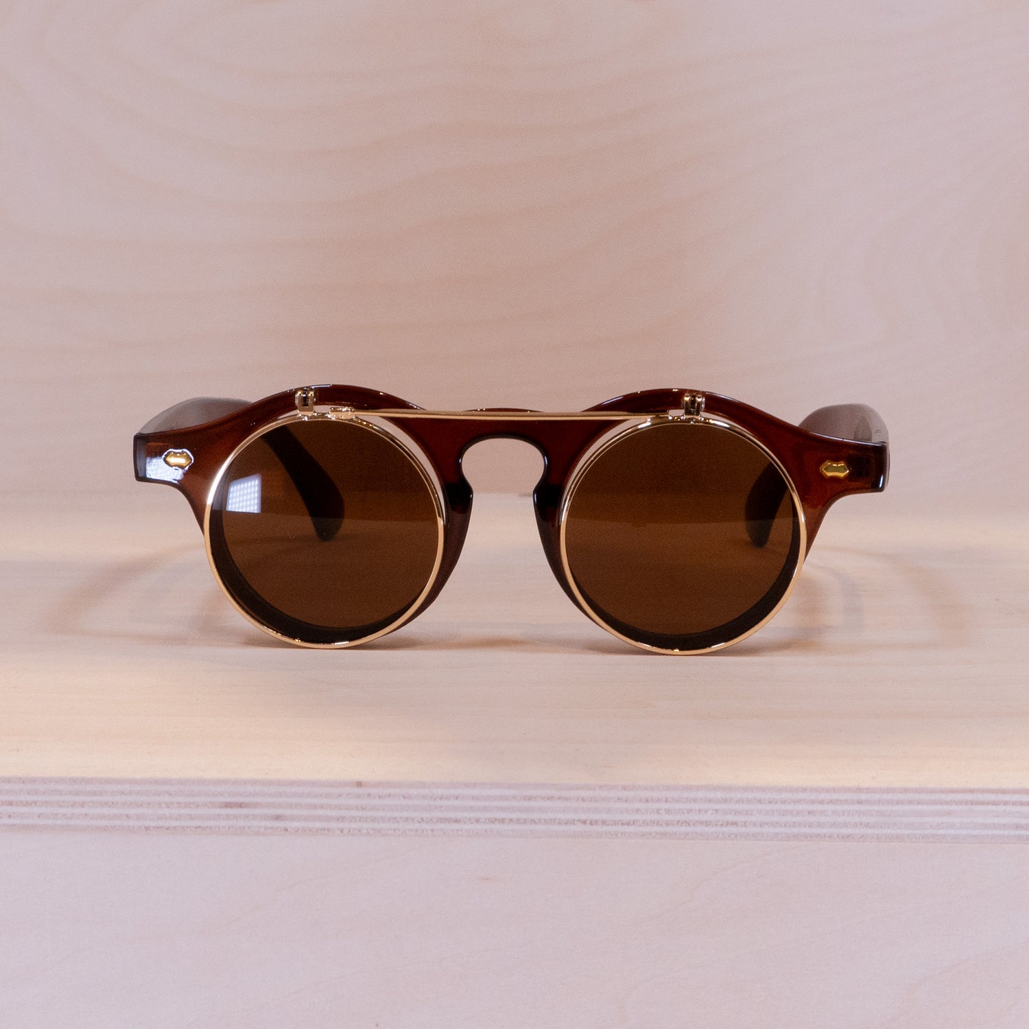 Penumbra Yohanna Shade Tea