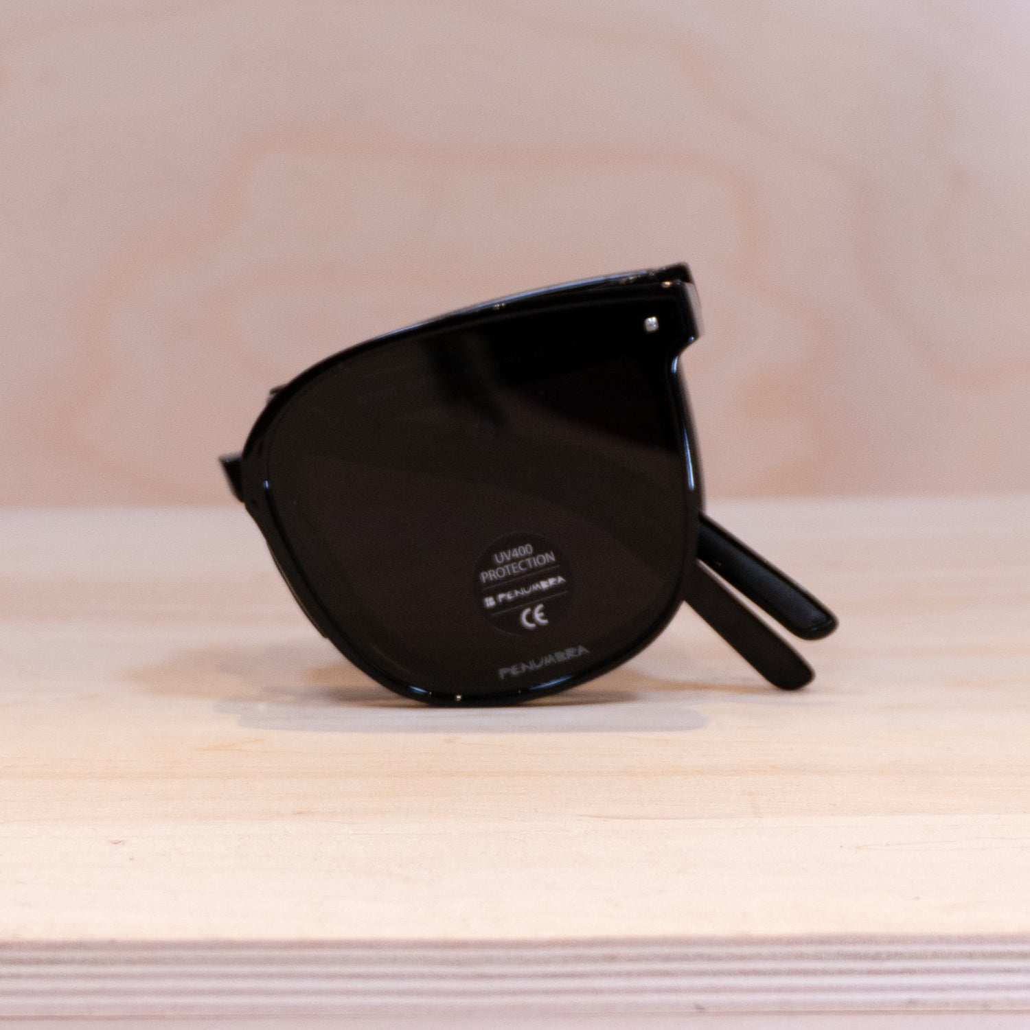Penumbra Wille Pocket Shade Black
