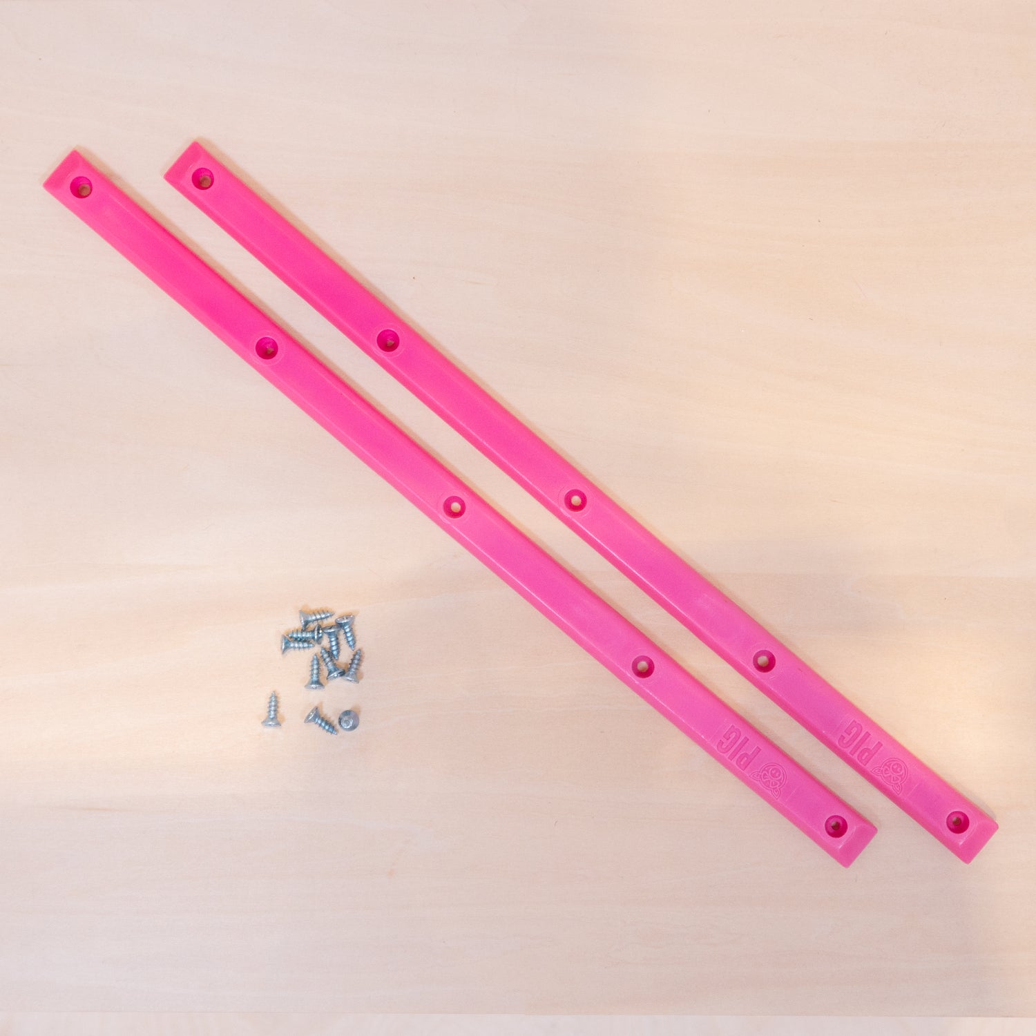Pig Skaterails Pink