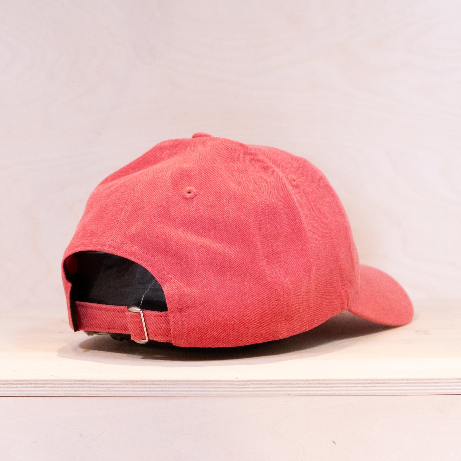 Ca´put Sips Happen Dad Cap Washed Red