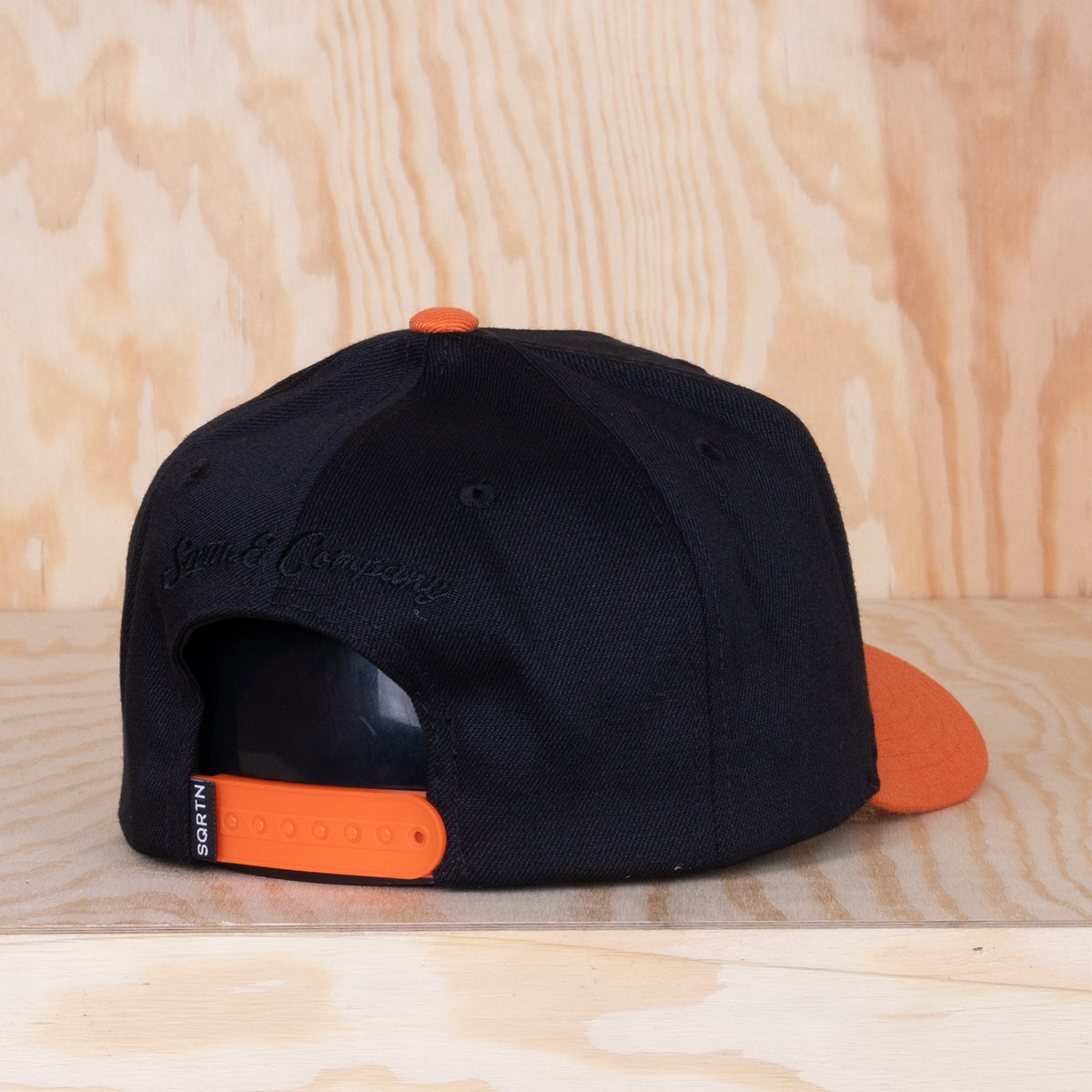 Sqrtn Ockelbo B-Frame Black