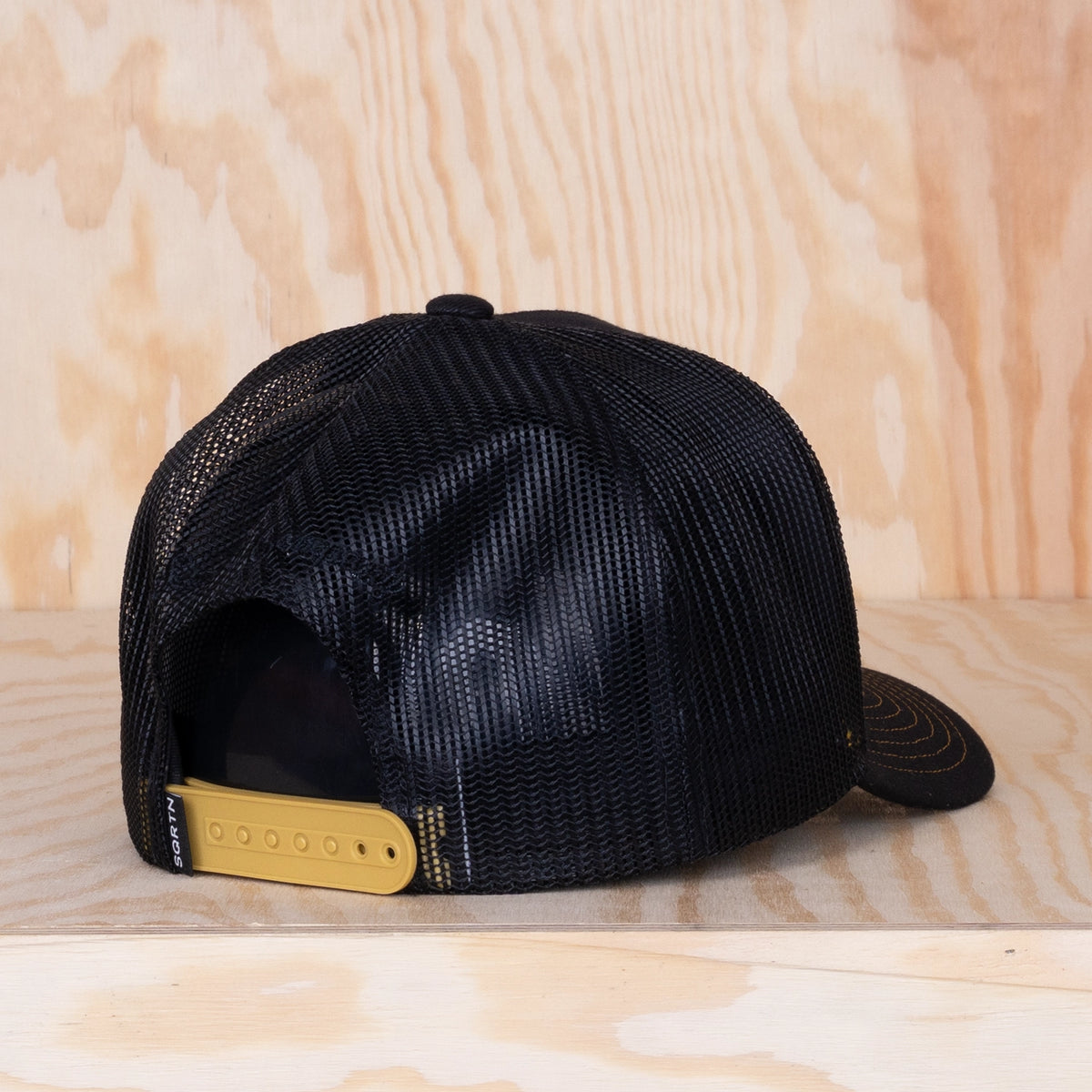 Sqrtn Norrland Racing Trucker Cap Black