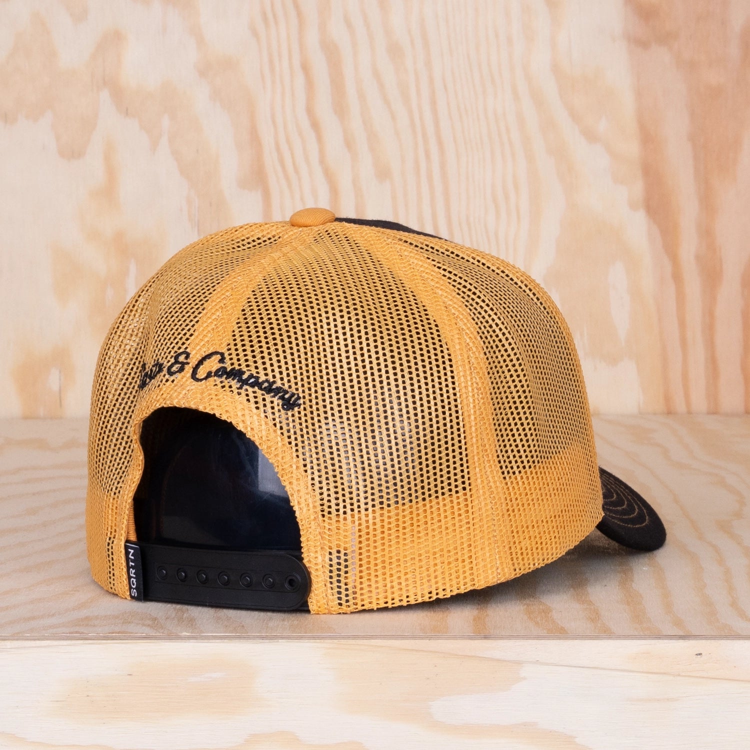 Sqrtn Wander Trucker Cap Black