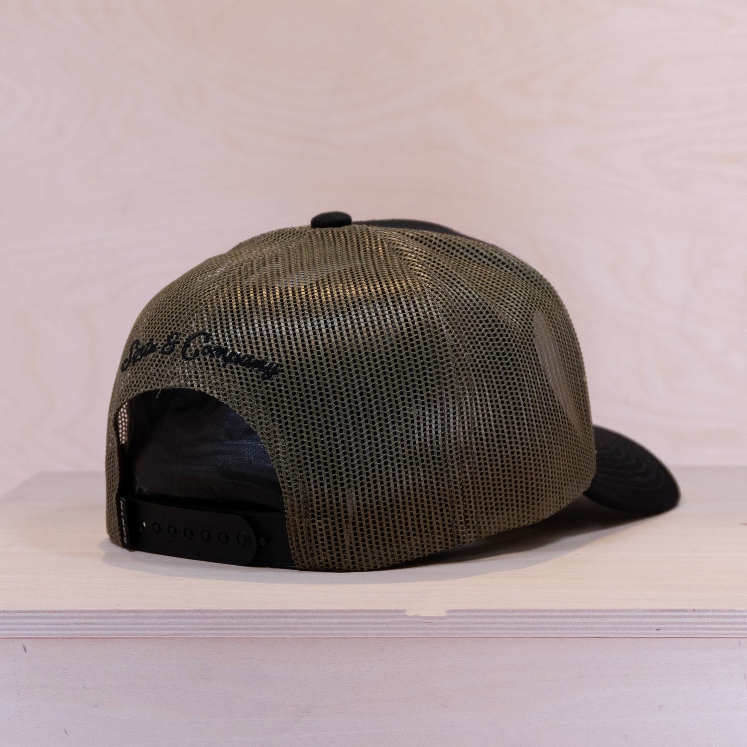 Sqrtn Dreams Trucker Cap Black