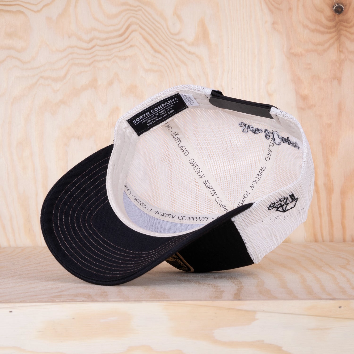 Sqrtn Explore Trucker Cap TKT Black