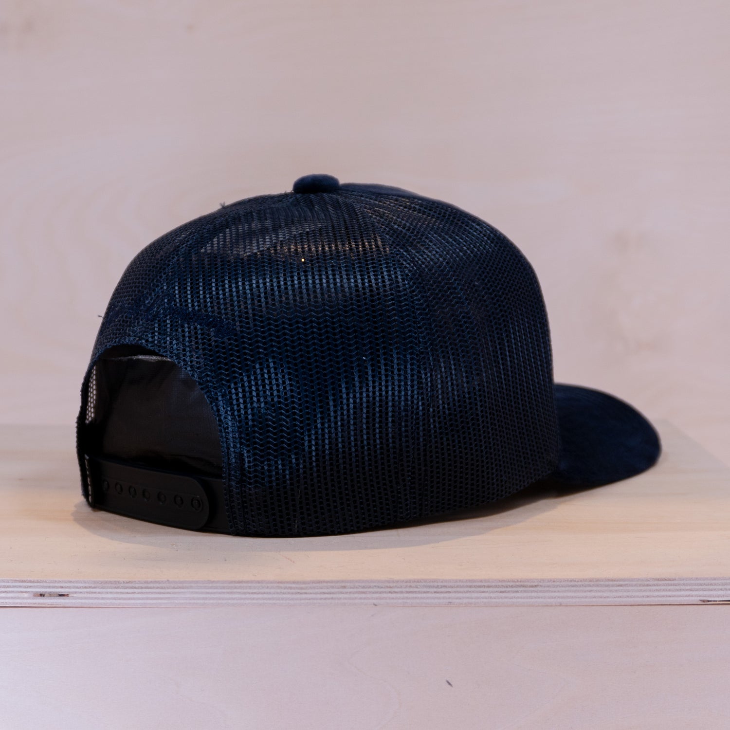 Sqrtn Fjällen Velvet Trucker Navy