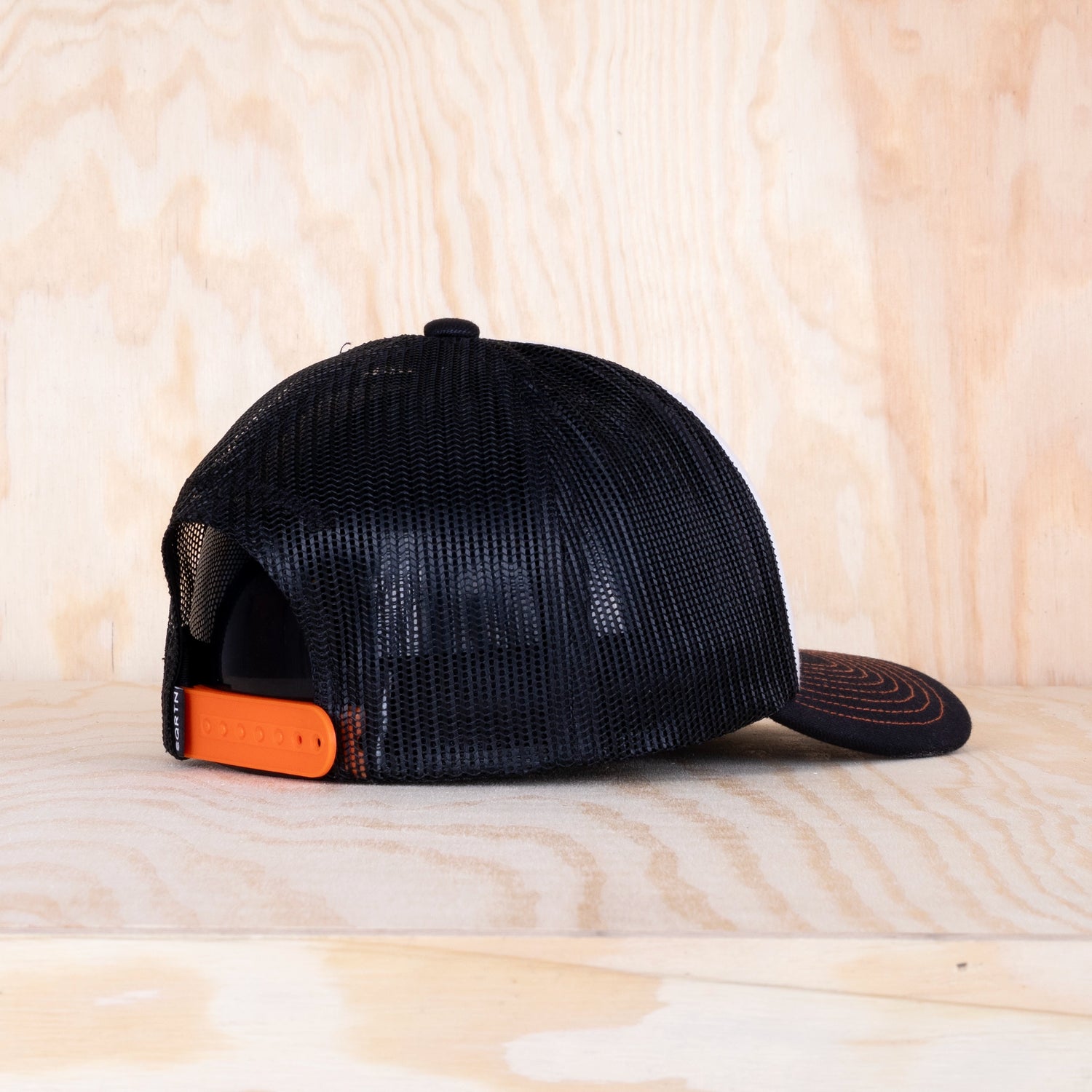 Sqrtn Nisses Low Trucker Cap White