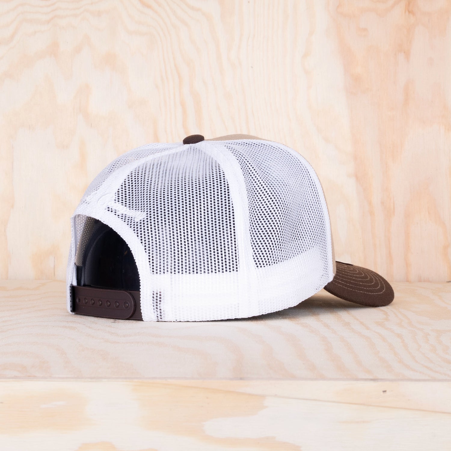 Sqrtn Outside Big-Fit Trucker Cap Khaki