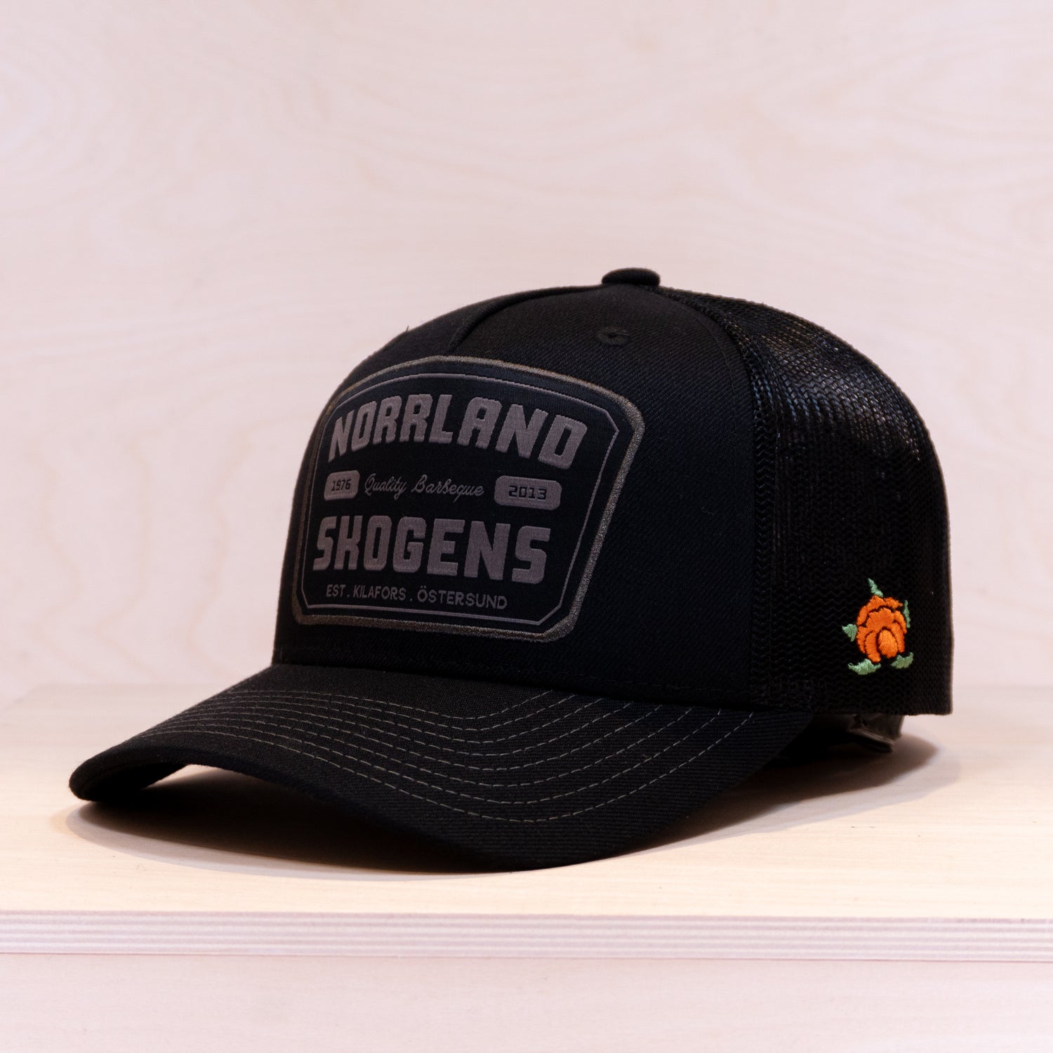 Sqrtn Quality Hkd Trucker Cap Kolsvart
