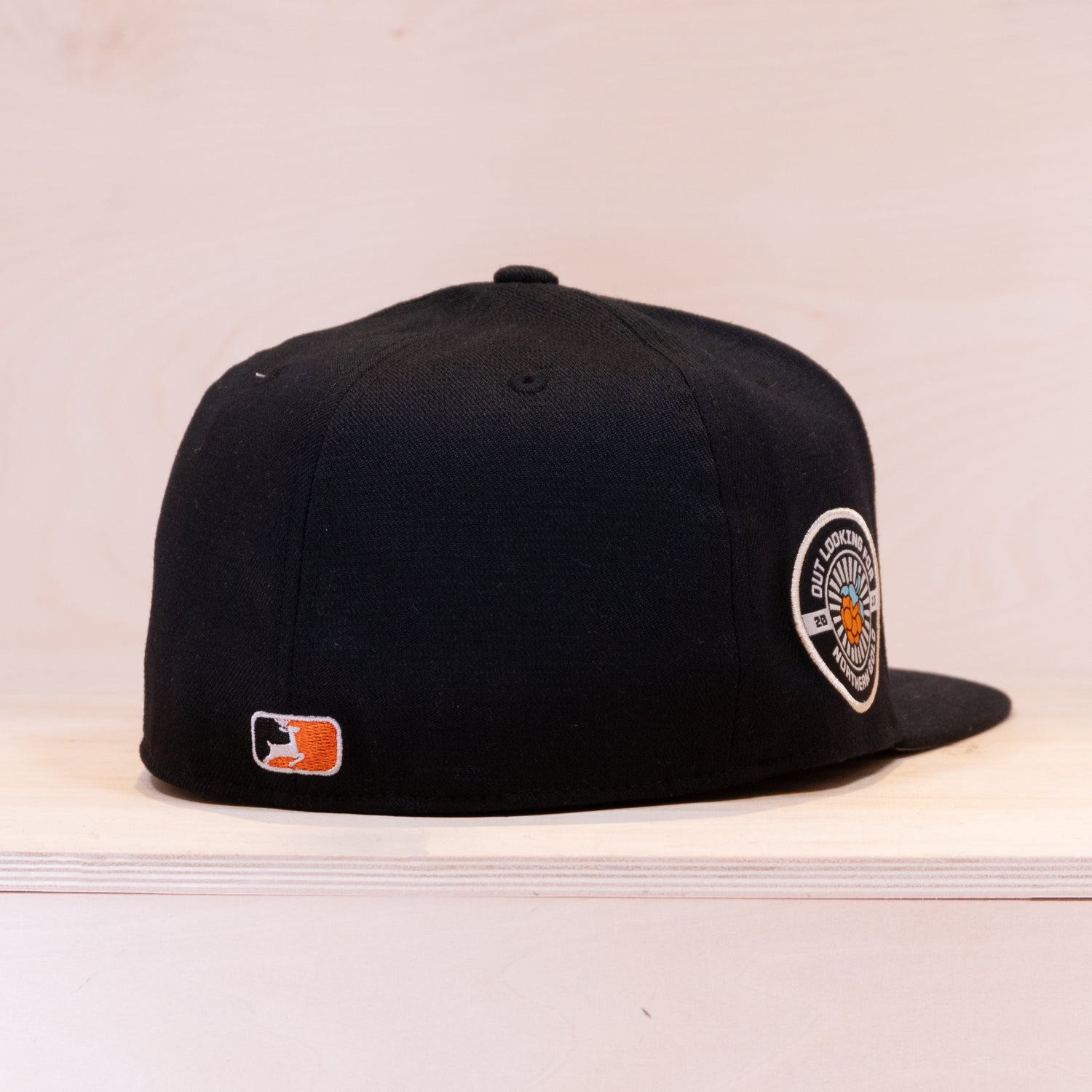 Sqrtn Symbol Fitted Cap Black