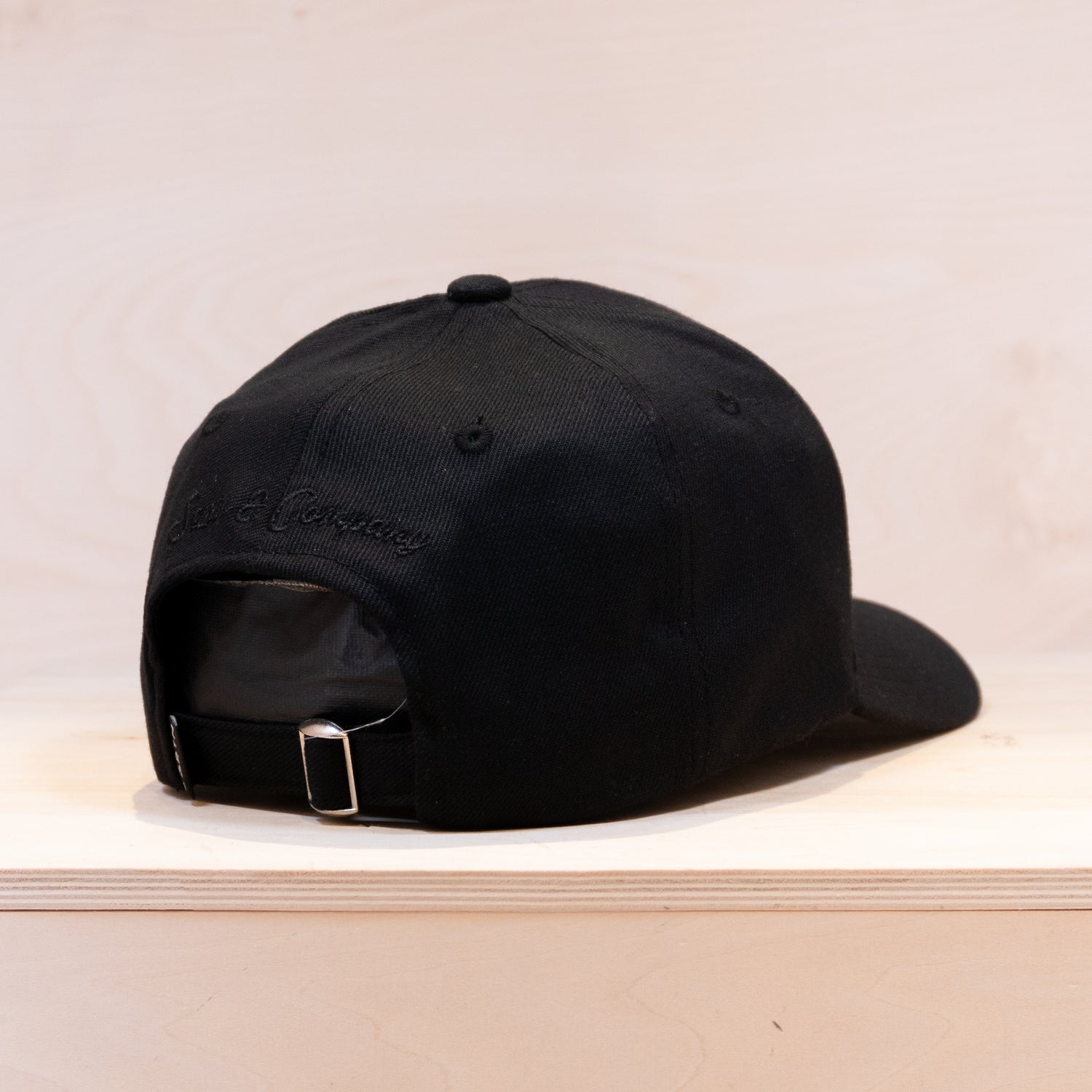 Sqrtn TGN Hooked Cap All Black