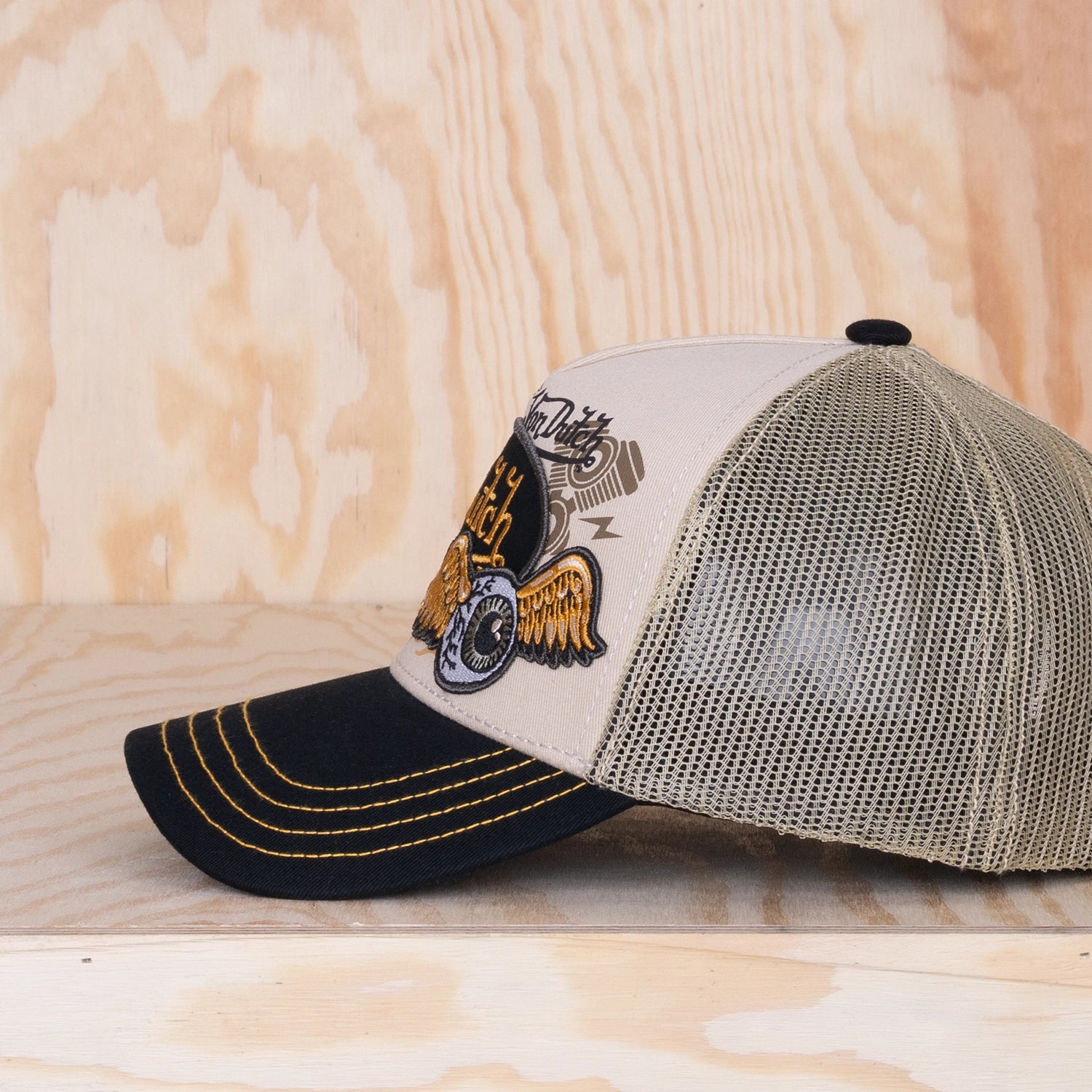 Von Dutch Patch Trucker Cap Beige