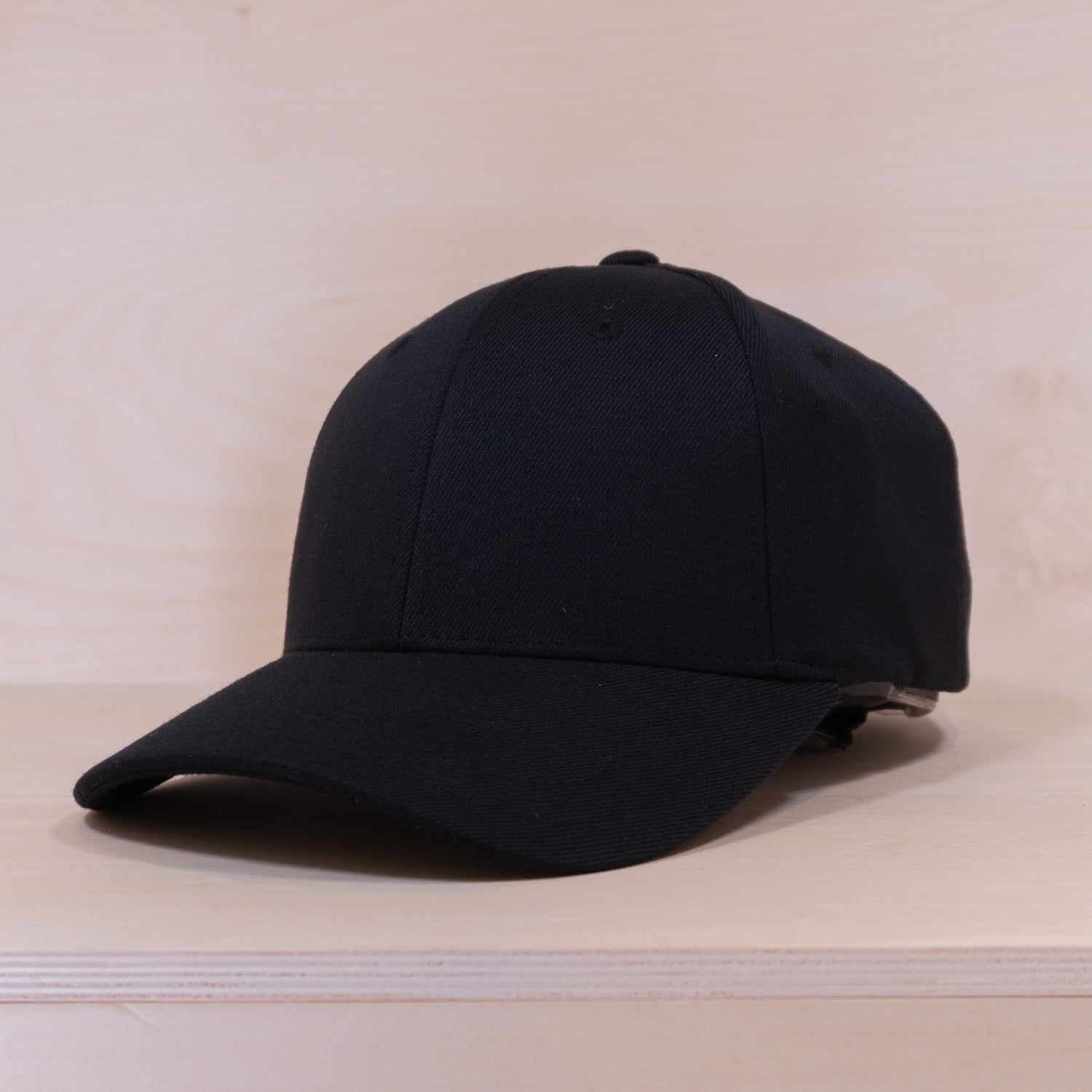 P&P Blank Hooked Cap Black