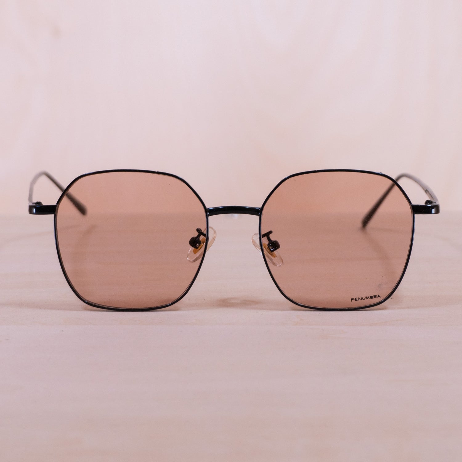 Penumbra Fredde Shade Chocolate