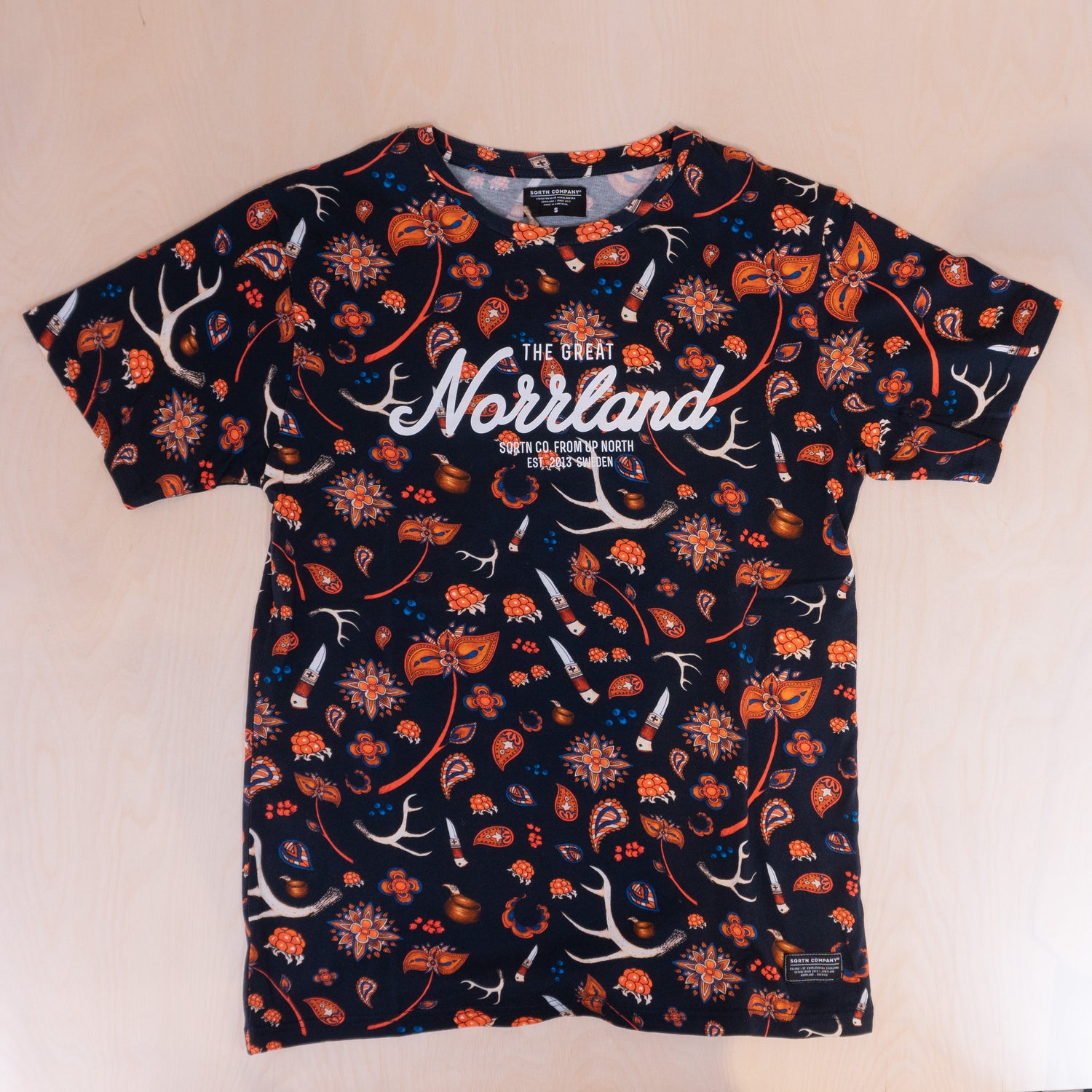 Sqrtn TGN T-shirt Sapmi Navy